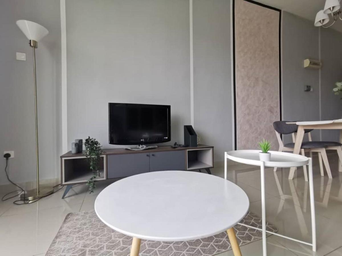 11-Modern Homestay Palazio Lake View Mount Austin Palazio Near Aeon Themepark Toppen Ikea Johor Bahru Zewnętrze zdjęcie